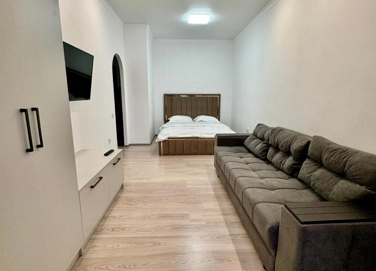 Apartment Jazz Kvartall Уютный Уголок Almaty Kazakhstan